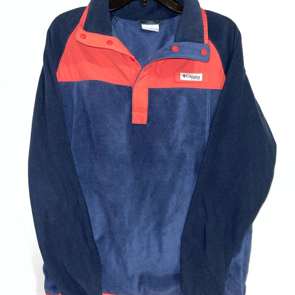 Columbia pullover
